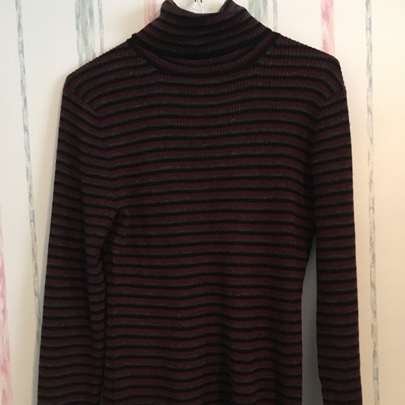 ANDREA JOVINE Ribbed Turtleneck - Picture 5 of 8